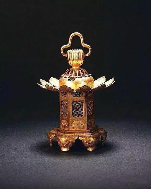 锦绣光影 中国宫廷花灯与工艺美术彩灯的艺术赏析